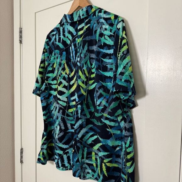 Catherines Top Womens Size 1X Blue Green Leaves Button Flared Short Sleeves - Picture 6 of 10